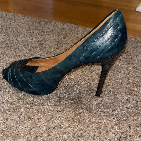 L.A.M.B. Gwen Stefani lamb aqua color size 10 heels - Picture 6 of 9